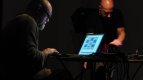 (doc) Tim Perkis/George Cremaschi - Live at Školská28 (foto: Martin Blažíček)