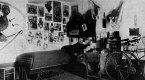 Alfred Jarry, (patrně pouze příbuzný)